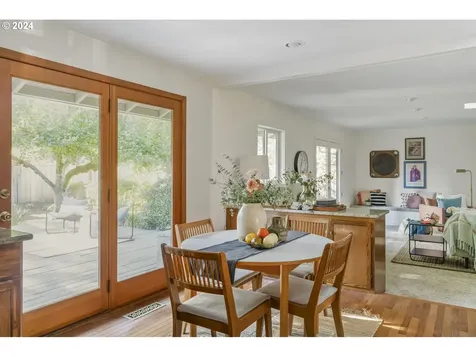 5722 Fernbrook Way Lake Oswego OR 97035