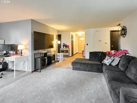 40005 Davis Street Sandy OR 97055