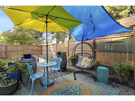 633 NW 10th Street Mcminnville OR 97128