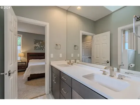3718 Se 155th Avenue Vancouver WA 98683