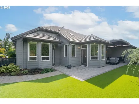 3718 Se 155th Avenue Vancouver WA 98683