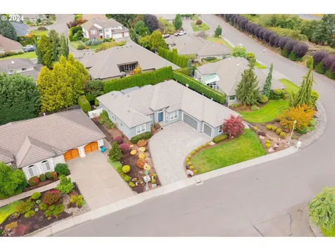 3718 Se 155th Avenue Vancouver WA 98683