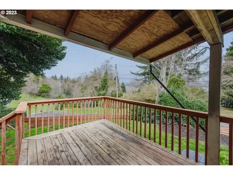 510 Clark Street North Bend OR 97459