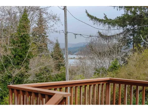 510 Clark Street North Bend OR 97459