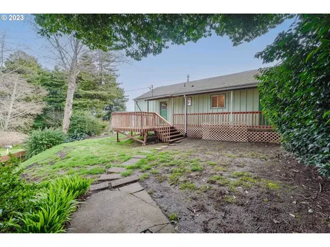 510 Clark Street North Bend OR 97459