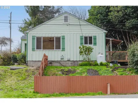 510 Clark Street North Bend OR 97459