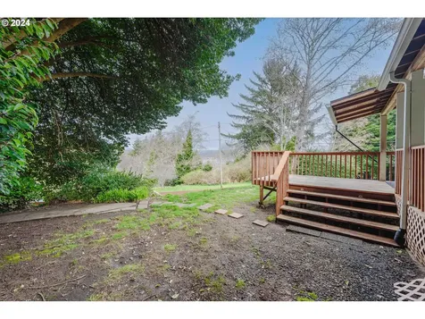 510 Clark Street North Bend OR 97459