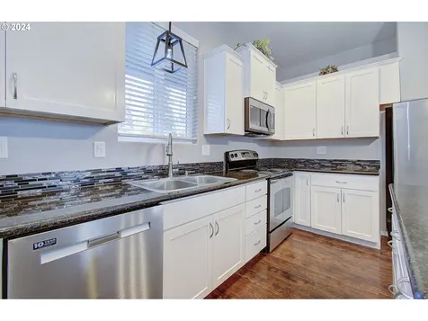 630 Aspen Avenue La Center WA 98629