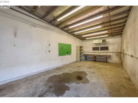 1515 Newmark Avenue Coos Bay OR 97420