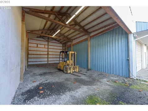 1515 Newmark Avenue Coos Bay OR 97420