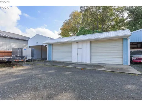 1515 Newmark Avenue Coos Bay OR 97420