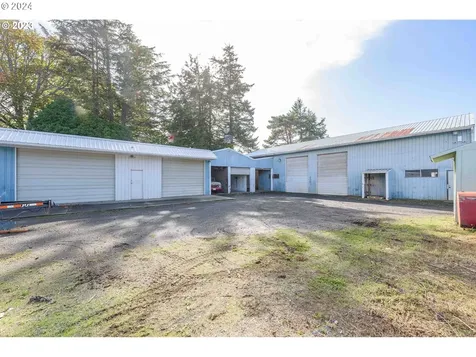 1515 Newmark Avenue Coos Bay OR 97420
