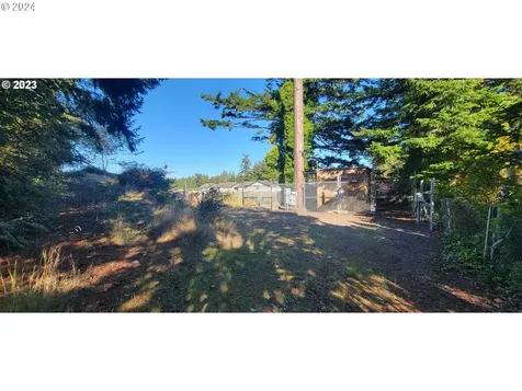 1515 Newmark Avenue Coos Bay OR 97420