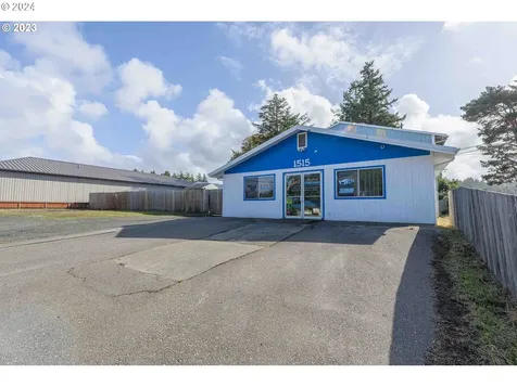 1515 Newmark Avenue Coos Bay OR 97420