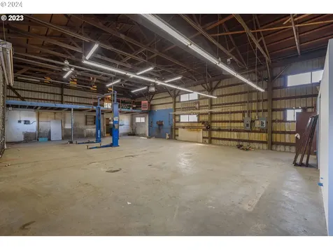 1515 Newmark Avenue Coos Bay OR 97420