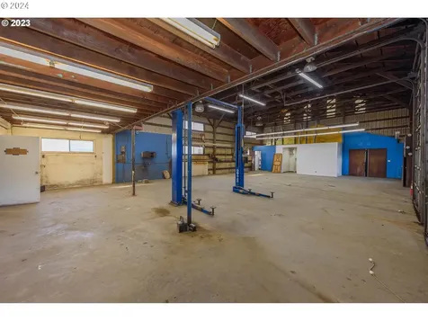 1515 Newmark Avenue Coos Bay OR 97420