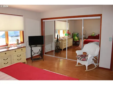 805 Prefontaine Drive Coos Bay OR 97420