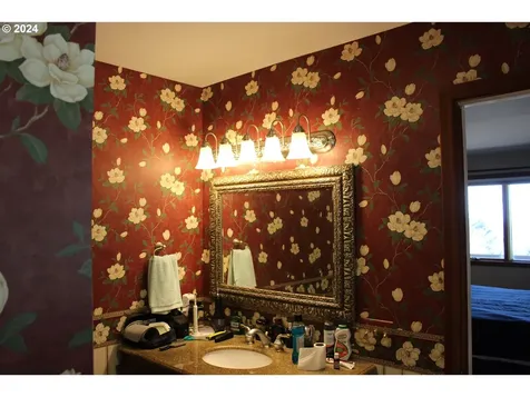 805 Prefontaine Drive Coos Bay OR 97420
