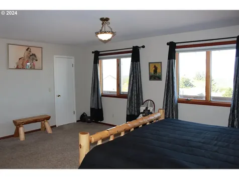 805 Prefontaine Drive Coos Bay OR 97420