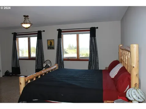 805 Prefontaine Drive Coos Bay OR 97420