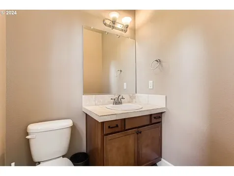 18301 Tickle Creek Avenue Sandy OR 97055
