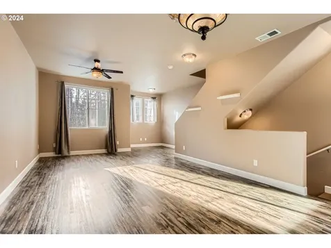 18301 Tickle Creek Avenue Sandy OR 97055