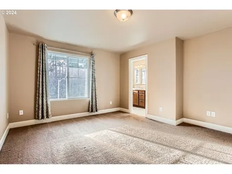 18301 Tickle Creek Avenue Sandy OR 97055
