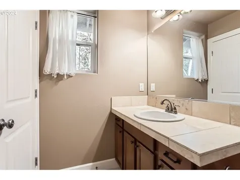 18301 Tickle Creek Avenue Sandy OR 97055