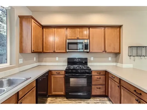 18301 Tickle Creek Avenue Sandy OR 97055