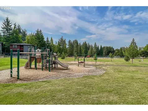 2320 Sw Winchester Place Portland OR 97225