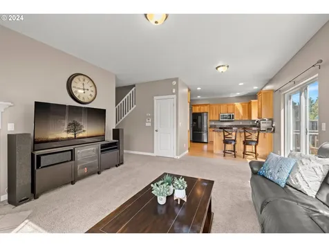 15974 Swan Avenue Oregon City OR 97045