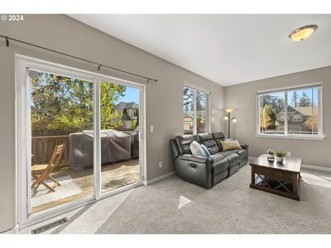 15974 Swan Avenue Oregon City OR 97045