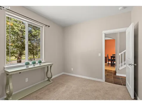 15974 Swan Avenue Oregon City OR 97045