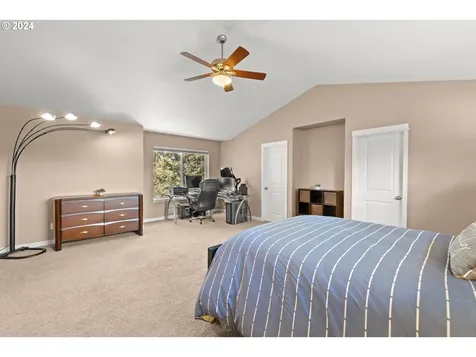 15974 Swan Avenue Oregon City OR 97045