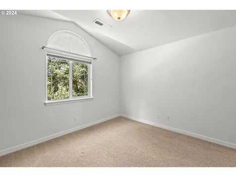 15974 Swan Avenue Oregon City OR 97045