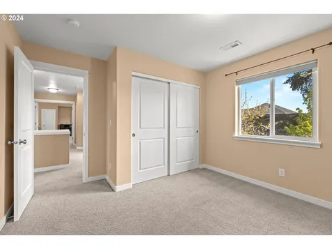 15974 Swan Avenue Oregon City OR 97045