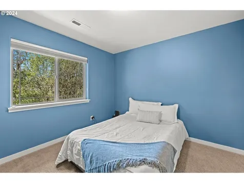 15974 Swan Avenue Oregon City OR 97045