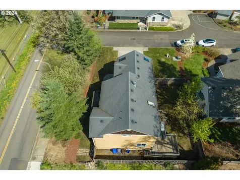 15974 Swan Avenue Oregon City OR 97045
