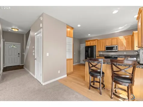 15974 Swan Avenue Oregon City OR 97045