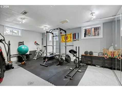 4105 SE Nehalem Street Portland OR 97202