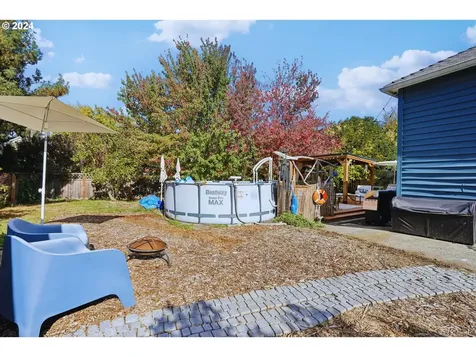 4105 SE Nehalem Street Portland OR 97202
