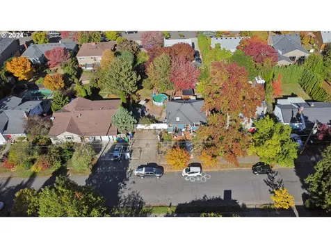 4105 SE Nehalem Street Portland OR 97202