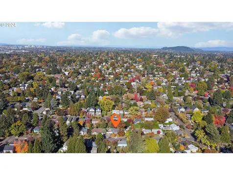4105 SE Nehalem Street Portland OR 97202