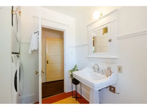 3237 Ne 14th Avenue Portland OR 97212