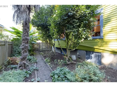 3237 Ne 14th Avenue Portland OR 97212