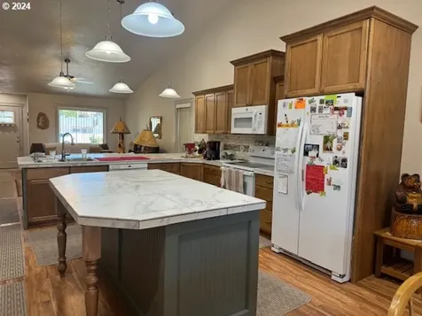 1685 Balm Street Baker City OR 97814