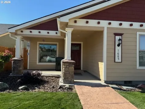 1685 Balm Street Baker City OR 97814