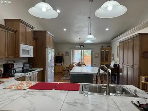 1685 Balm Street Baker City OR 97814