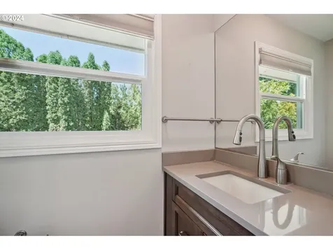 6395 Sw Chestnut Lane Beaverton OR 97005