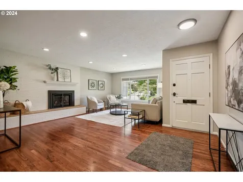 6395 Sw Chestnut Lane Beaverton OR 97005